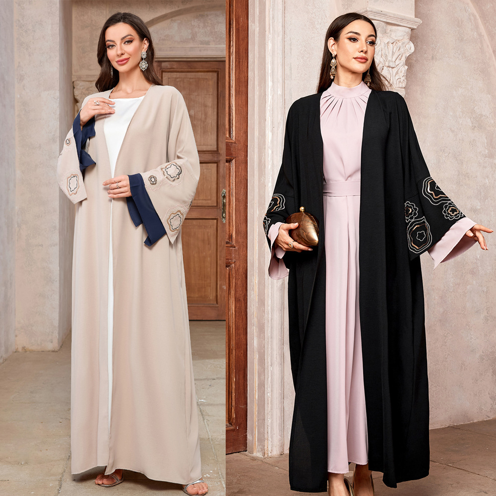Street Fashion Dubai - Kardigan Muslim Wanita Model Baru, Gaun