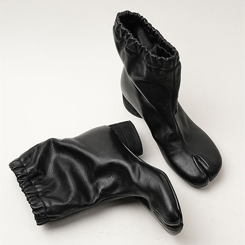 Sepatu Bot Wanita Model Tabi d - Street Fashion Rome ulasan dan harga